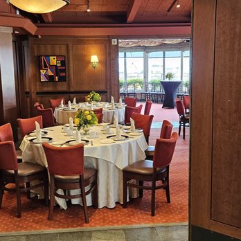 Scott's Seafood - Private dining with view to estuary beyond - Seafood Near Me - Oakland, California Scott's Seafood - Private dining with view to estuary beyond - Seafood Near Me - Oakland, California