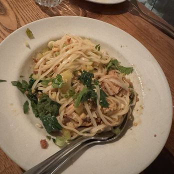 Burma Love - Garlic Noodles with chicken - Burmese Near Me - San Francisco, California Burma Love - Garlic Noodles with chicken - Burmese Near Me - San Francisco, California