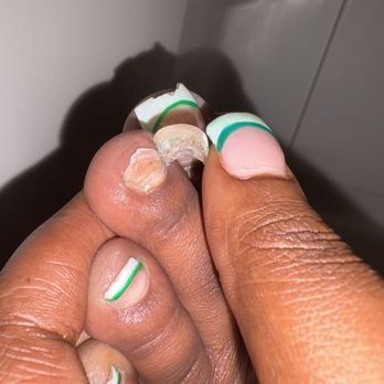 Meadow's Nails Spa - Nail Salons Near Me - Stafford, Texas
