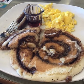 Jimmy's Egg - Cinnamon Roll Pancakes - Breakfast & Brunch Near Me - Durant, Oklahoma