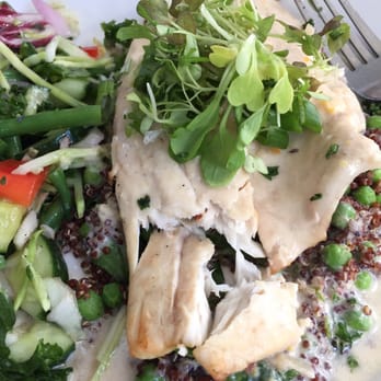 Cafe This Way - Delicious yellow fin - New American Near Me - Bar Harbor, Maine