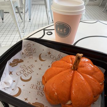 S3 Coffee Bar - Pumpkin bagel with pumpkin cream cheese and pumpkin latte - Desserts Near Me - San Diego, California S3 Coffee Bar - Pumpkin bagel with pumpkin cream cheese and pumpkin latte - Desserts Near Me - San Diego, California
