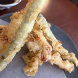 Sima Sushi - Very crispy prawn tempura!