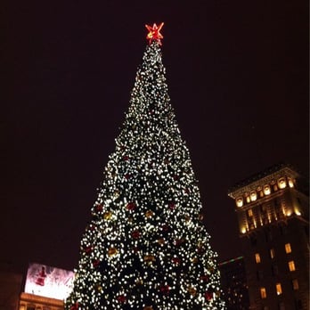 Macy's Christmas Tree - Local Flavor Near Me - San Francisco, California Macy's Christmas Tree - Local Flavor Near Me - San Francisco, California