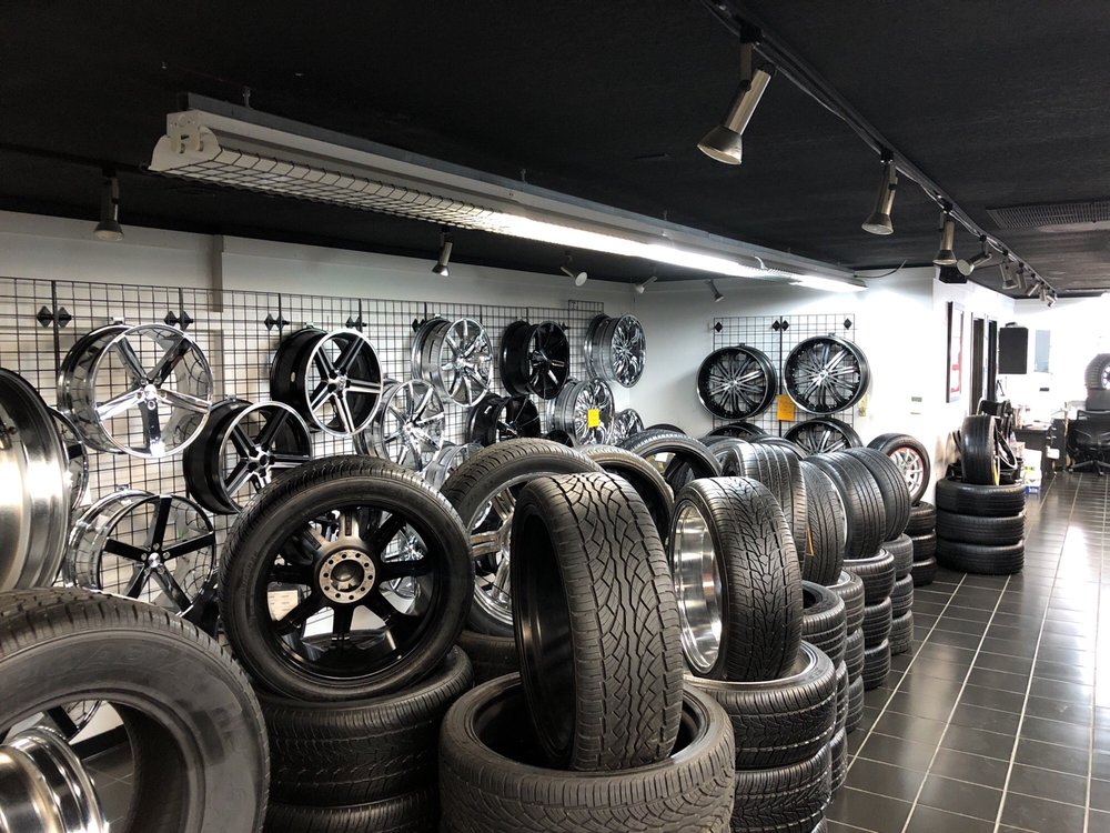 RNR TIRE EXPRESS Updated August 2024 3405 W Walnut Rogers, Rogers