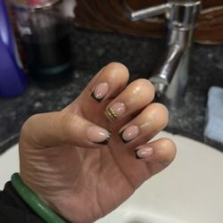 Le Spa Nails - Classic french is always great