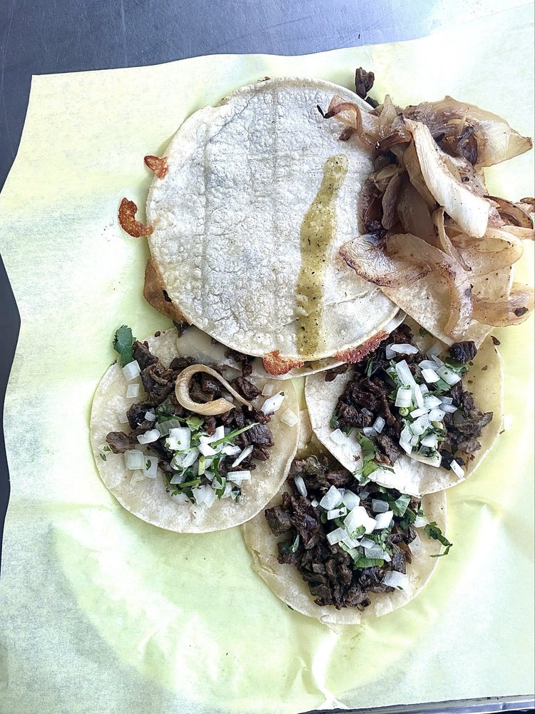 Victoria's Tacos & Grill