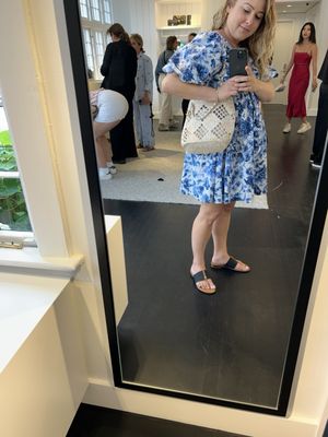 CHANEL Hamptons Seasonal Boutique by null