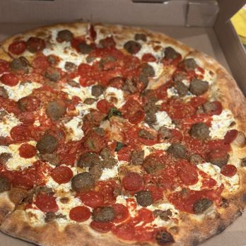 Grimaldi's Pizzeria - Pizza Near Me - Peoria, Arizona