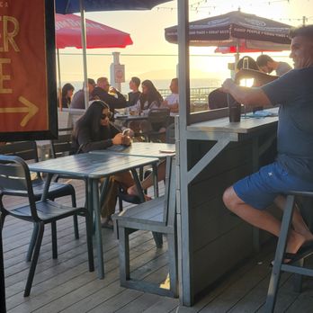 Wooly's - Outside - cold - Seafood Near Me - Pismo Beach, California