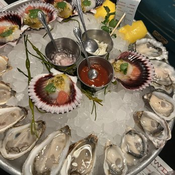 Fishing With Dynamite - Oysters and Peruvian scallops - Seafood Near Me - Manhattan Beach, California