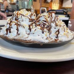 87 Restaurant - Skillet cookie