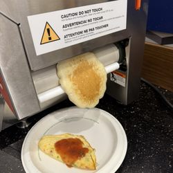 Holiday Inn Express - Complimentary breakfast - pancake robot!