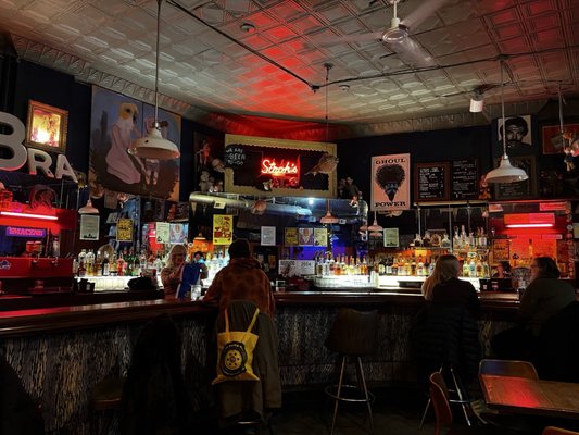 Outer Limits Lounge by null