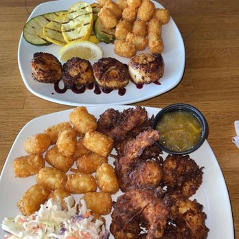 Lazy Chameleon - Coconut Shrimp & Blackened Scallops - Seafood Near Me - Powell, Ohio