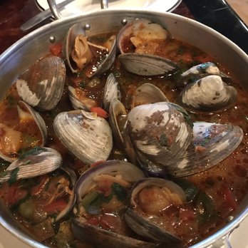 Bello's Pub & Grill - The clams, best thing of the night! - American Near Me - Newark, New Jersey Bello's Pub & Grill - The clams, best thing of the night! - American Near Me - Newark, New Jersey