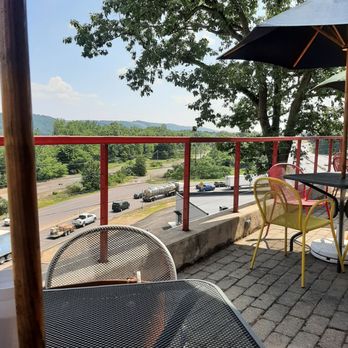 Skeeter's BBQ - Barbeque Near Me - Shamokin Dam, Pennsylvania