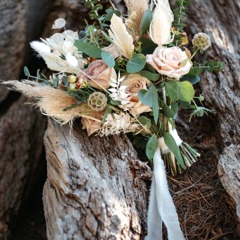 Create with T - the bouquet - Floral Designers Near Me Create with T - the bouquet - Floral Designers Near Me