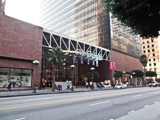 Macy's by null