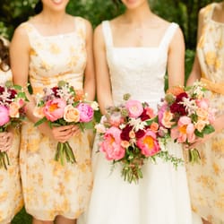 The Flower 597 - Bride and bridesmaid bouquets by Flower597