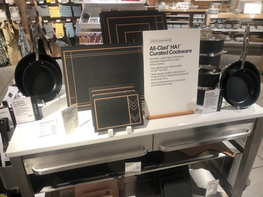 Crate & Barrel by null