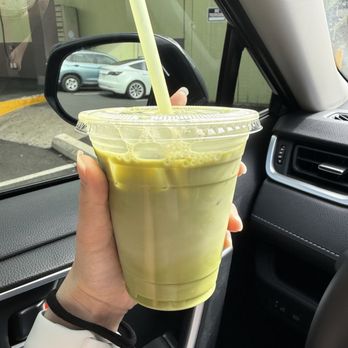 Makanai - earl grey matcha - Coffee & Tea Near Me - Honolulu, Hawaii