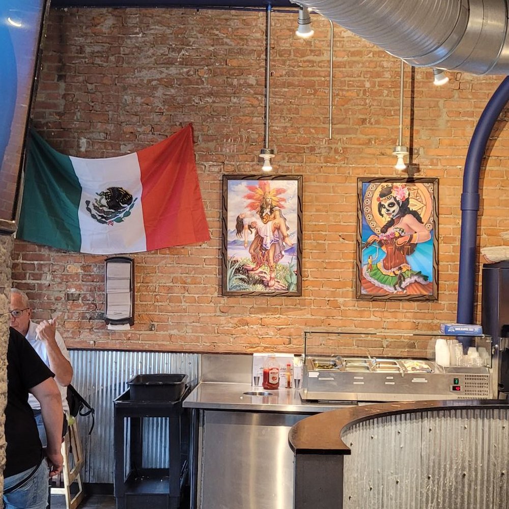 Cilantro Taqueria - Dining area - Tacos Near Me - Cleveland, Ohio