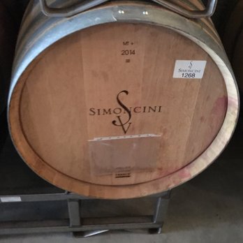 Simoncini Vineyards - Wine Tasting Room Near Me - Healdsburg, California Simoncini Vineyards - Wine Tasting Room Near Me - Healdsburg, California