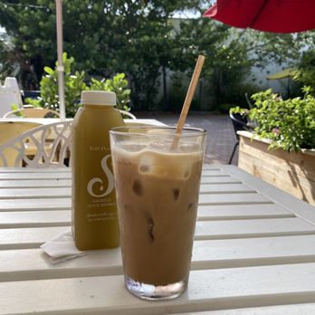 Squeeze Juice Works - Juice Bars & Smoothies Near Me - St Petersburg, Florida Squeeze Juice Works - Juice Bars & Smoothies Near Me - St Petersburg, Florida