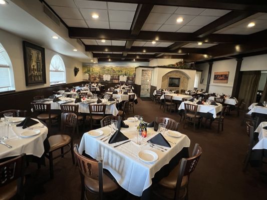 Avanzare Italian Restaurant - Lombard by null