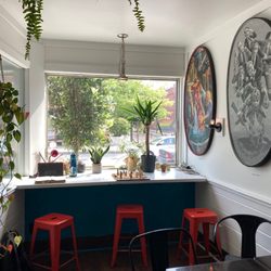 Espresso Bueno - Great window seating area with a neat art gallery.
