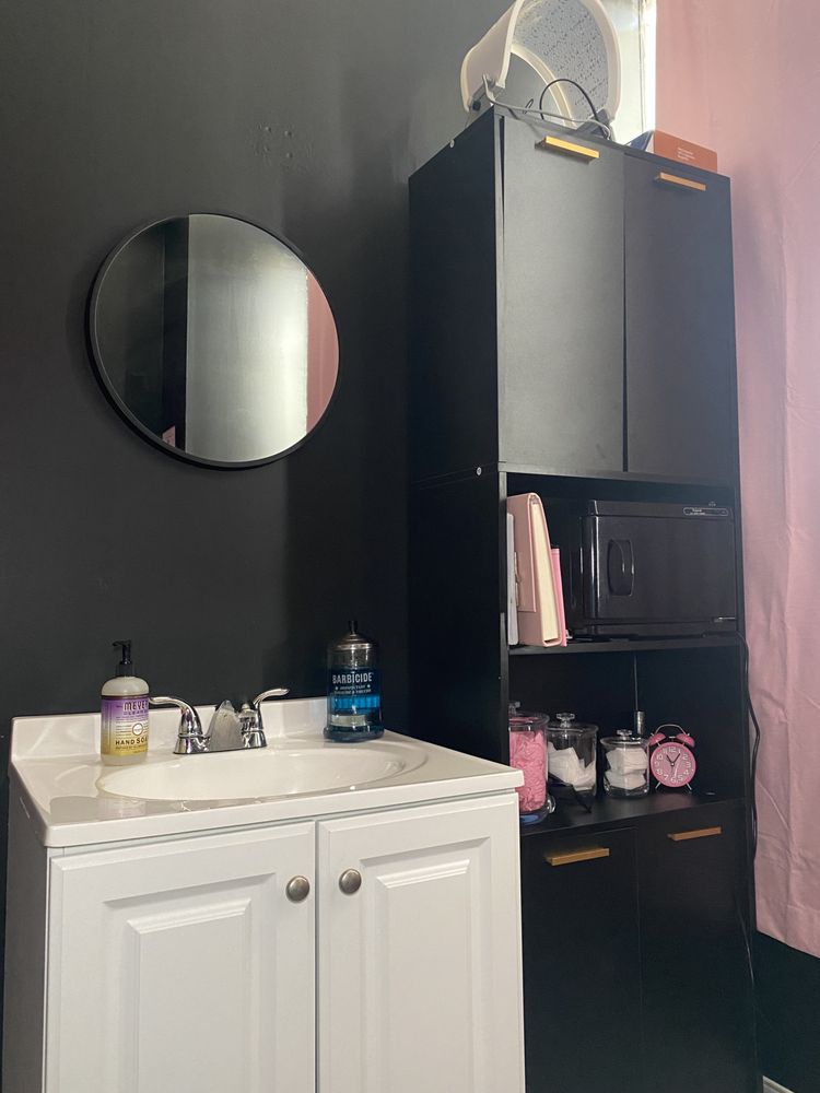 GAWWJUSSS BEAUTY AESTHETICS 4621 W Napoleon Ave, Metairie, Louisiana