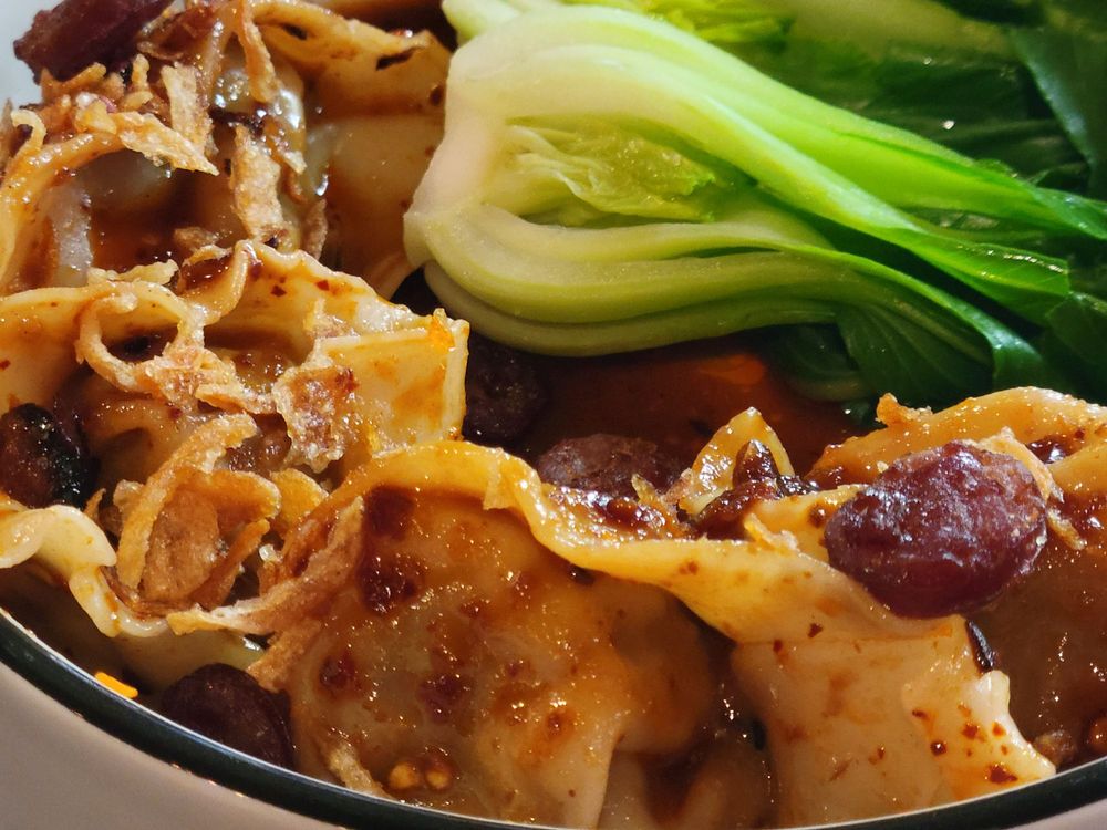 Get Your Mom and Dim Sum Logo