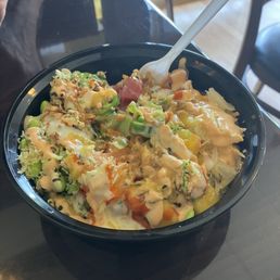 Poke bowl with everything! Poke bowl with everything!
