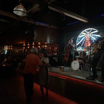The Lighthouse Cafe - Music Venues Near Me - Hermosa Beach, California