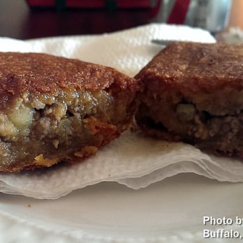 La Kueva Restaurant - Puerto Rican Near Me - Buffalo, New York