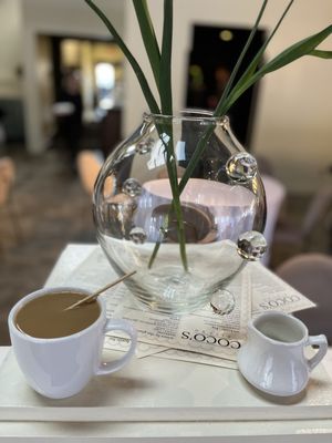 Coco's Bistro by null
