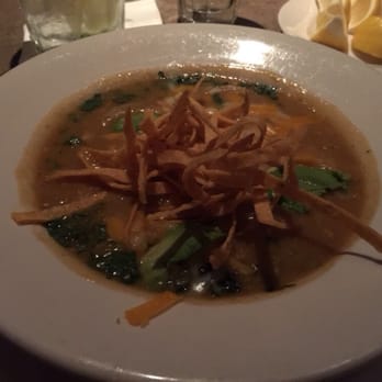 Houston's Restaurant - American Near Me - Pompano Beach, Florida