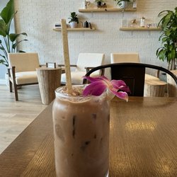 Qavah Coffee - Iced mocha
