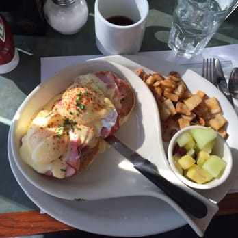 Turning Point - The classic eggs Benedict is exactly what I needed this morning - Breakfast & Brunch Near Me - Hoboken, New Jersey Turning Point - The classic eggs Benedict is exactly what I needed this morning - Breakfast & Brunch Near Me - Hoboken, New Jersey