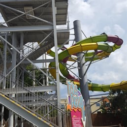 Brain Drain water slide. Must try. You're standing in a enclosed capsule then dropped down into a water roller coaster. Lasts 17 seconds. Brain Drain water slide. Must try. You're standing in a enclosed capsule then dropped down into a water roller coaster. Lasts 17 seconds.