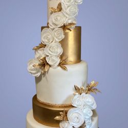 Sylvia's Cakes - Elegant White and Gold Wedding Cake.