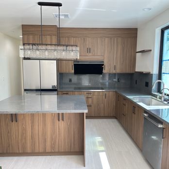Oceanlux Construction - Kitchen - General Contractors Near Me