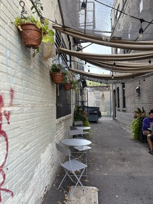 Claddagh A Wee Shop by null