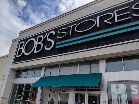 Bob S Stores 172 Kitts Ln Newington Ct Men S Apparel Mapquest