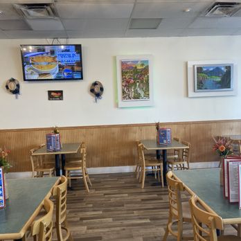 La Pupusa Factory - Inside area, very clean. - Salvadoran Near Me - Miramar, Florida La Pupusa Factory - Inside area, very clean. - Salvadoran Near Me - Miramar, Florida