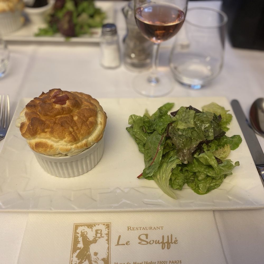 Le Soufflé - Ham and cheese soufflé - French Near Me - Paris, 75