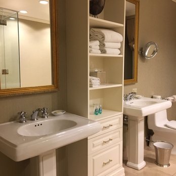 Fairmont Château Laurier - Hotels Near Me - Ottawa, Ontario
