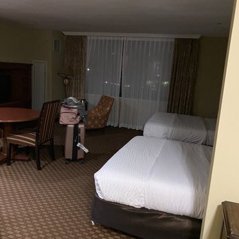 CLARION COLLECTION HOTEL ARLINGTON COURT SUITES Updated September