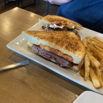 One North Kitchen & Bar - Sunrise burger with fries, medium rare - New American Near Me - Jackson, Michigan One North Kitchen & Bar - Sunrise burger with fries, medium rare - New American Near Me - Jackson, Michigan